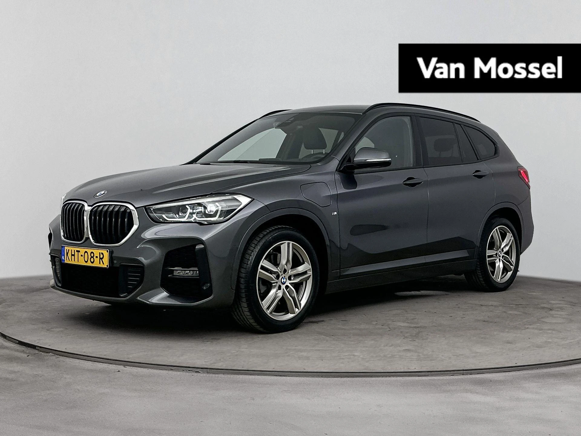 BMW-X1-image-0