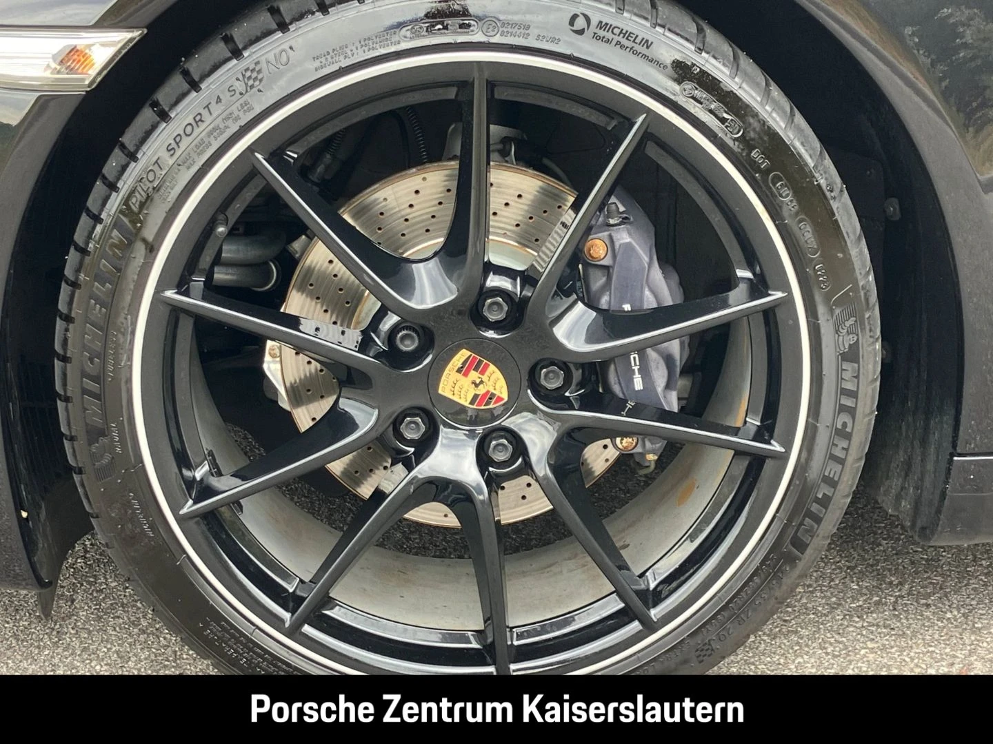Porsche 911 991 Carrera Cabriolet Sportabgas PASM BOSE carrera