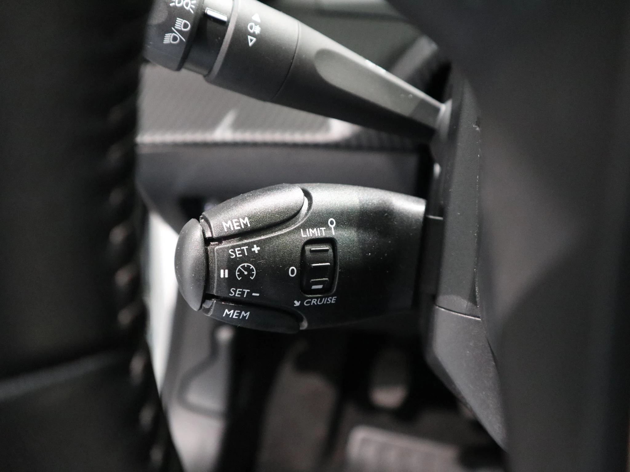 Peugeot-208-image-14
