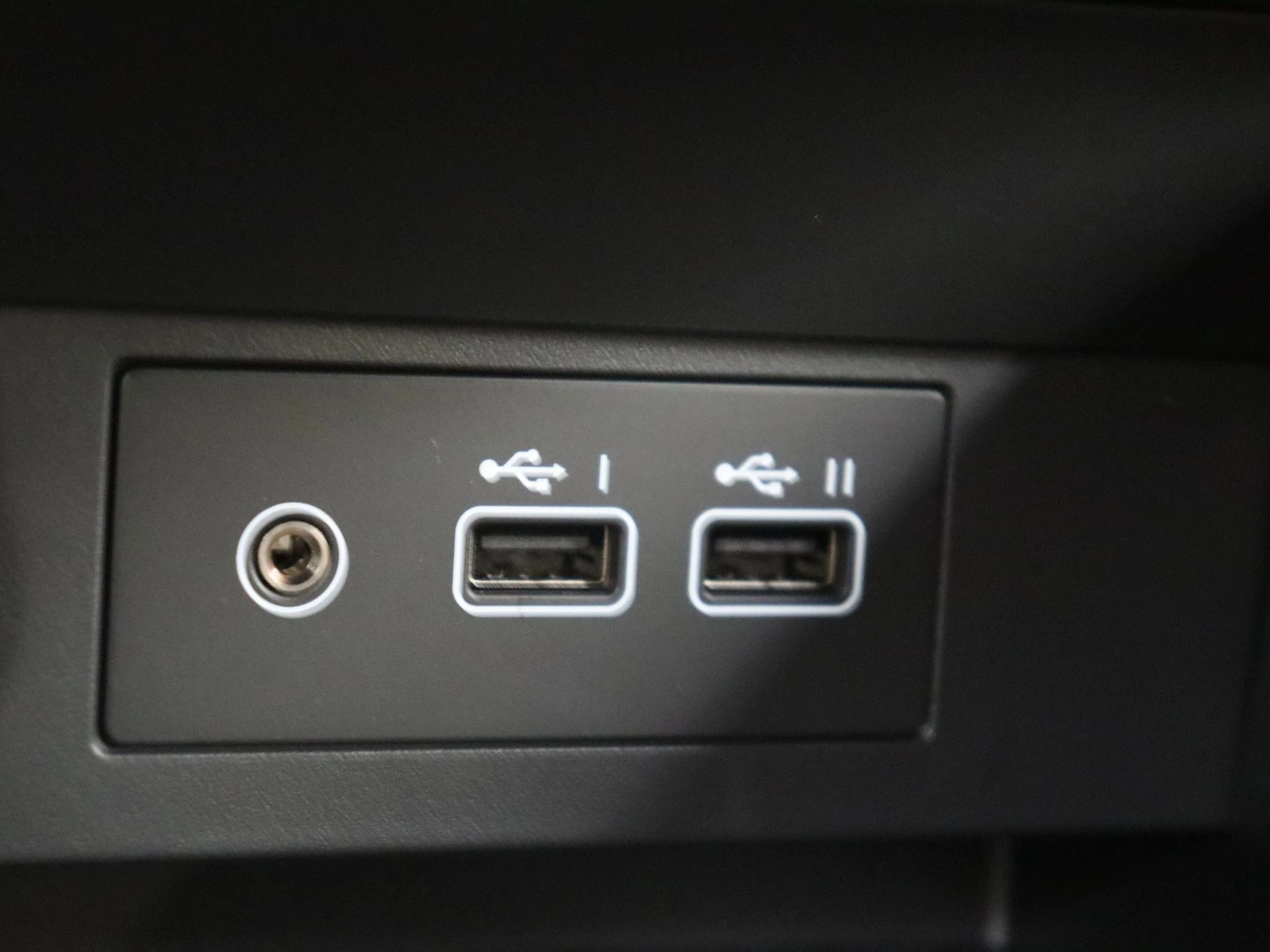 Renault-Clio-image-18