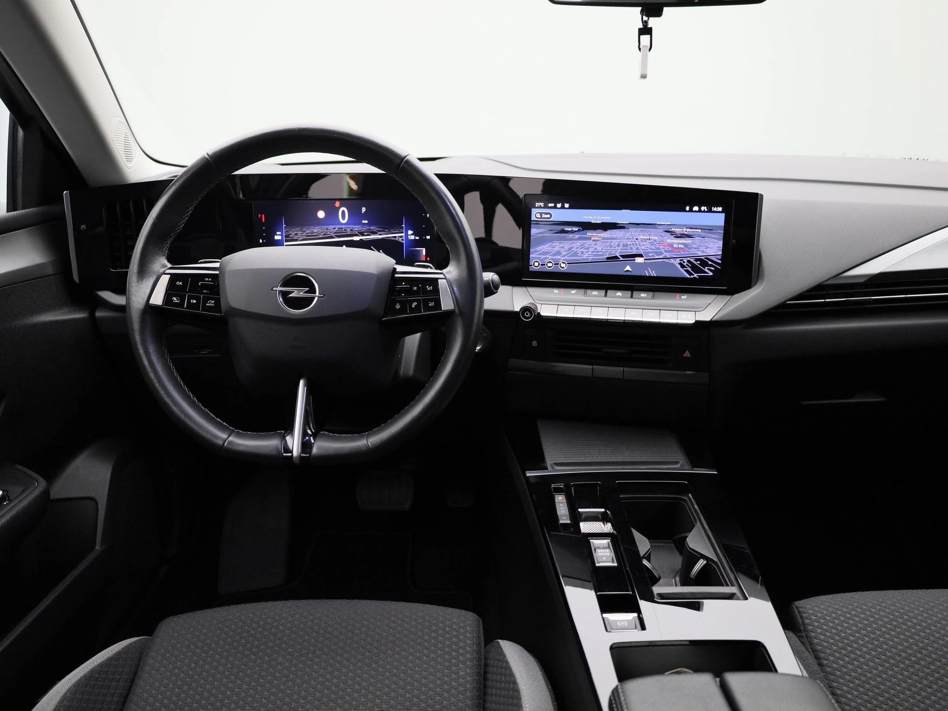 Opel-Astra-image-6