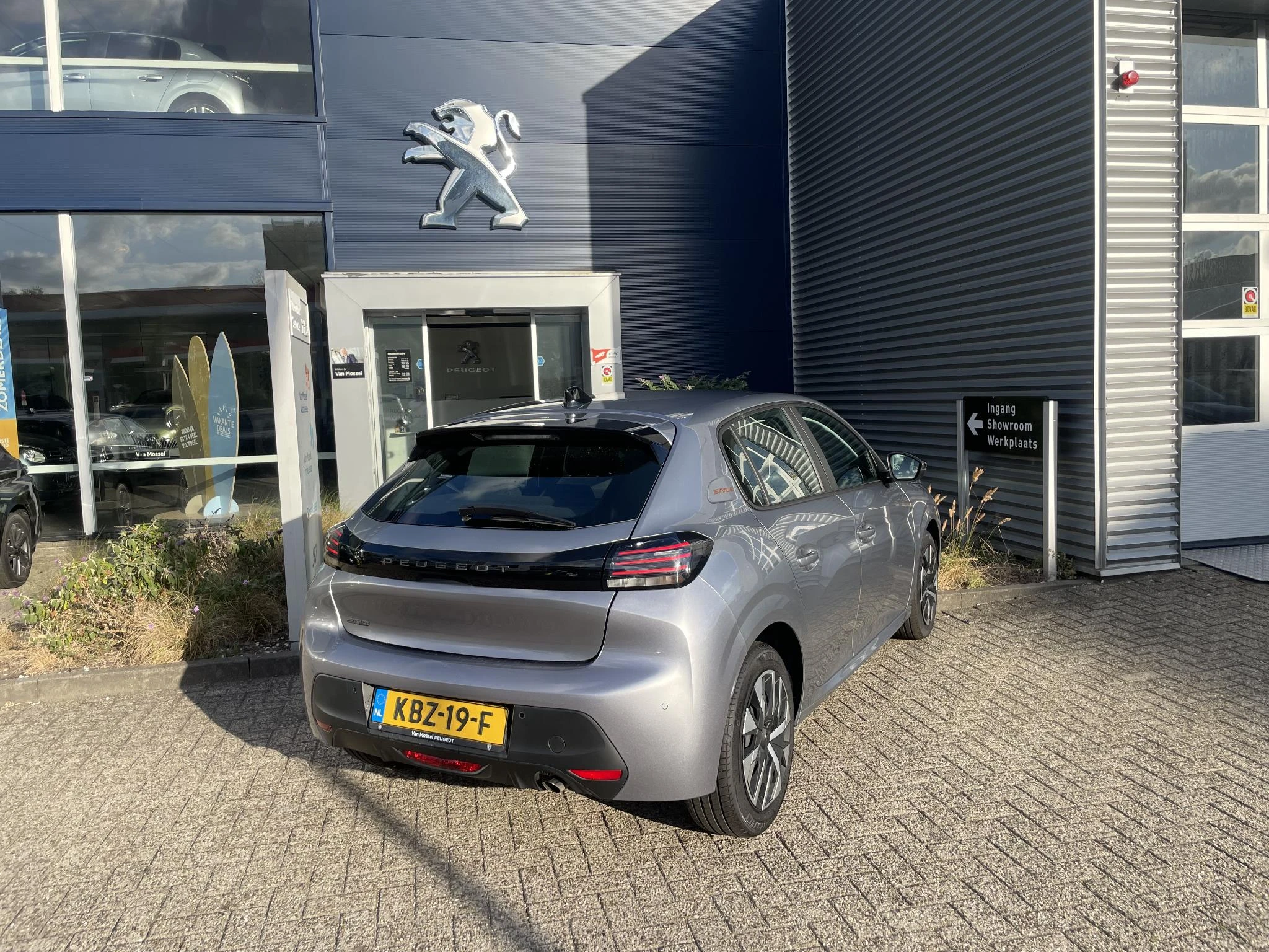 Peugeot-208-image-5