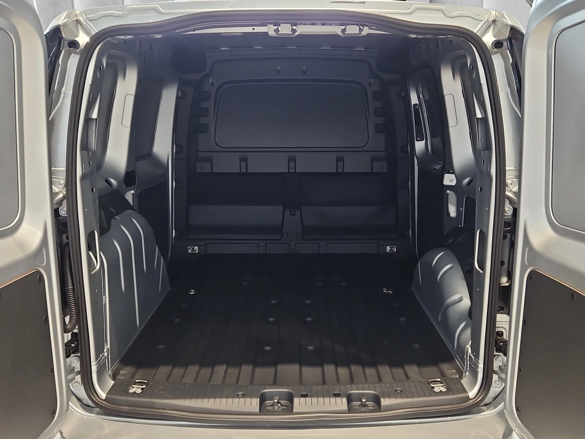 Ford-Transit Connect-image-16