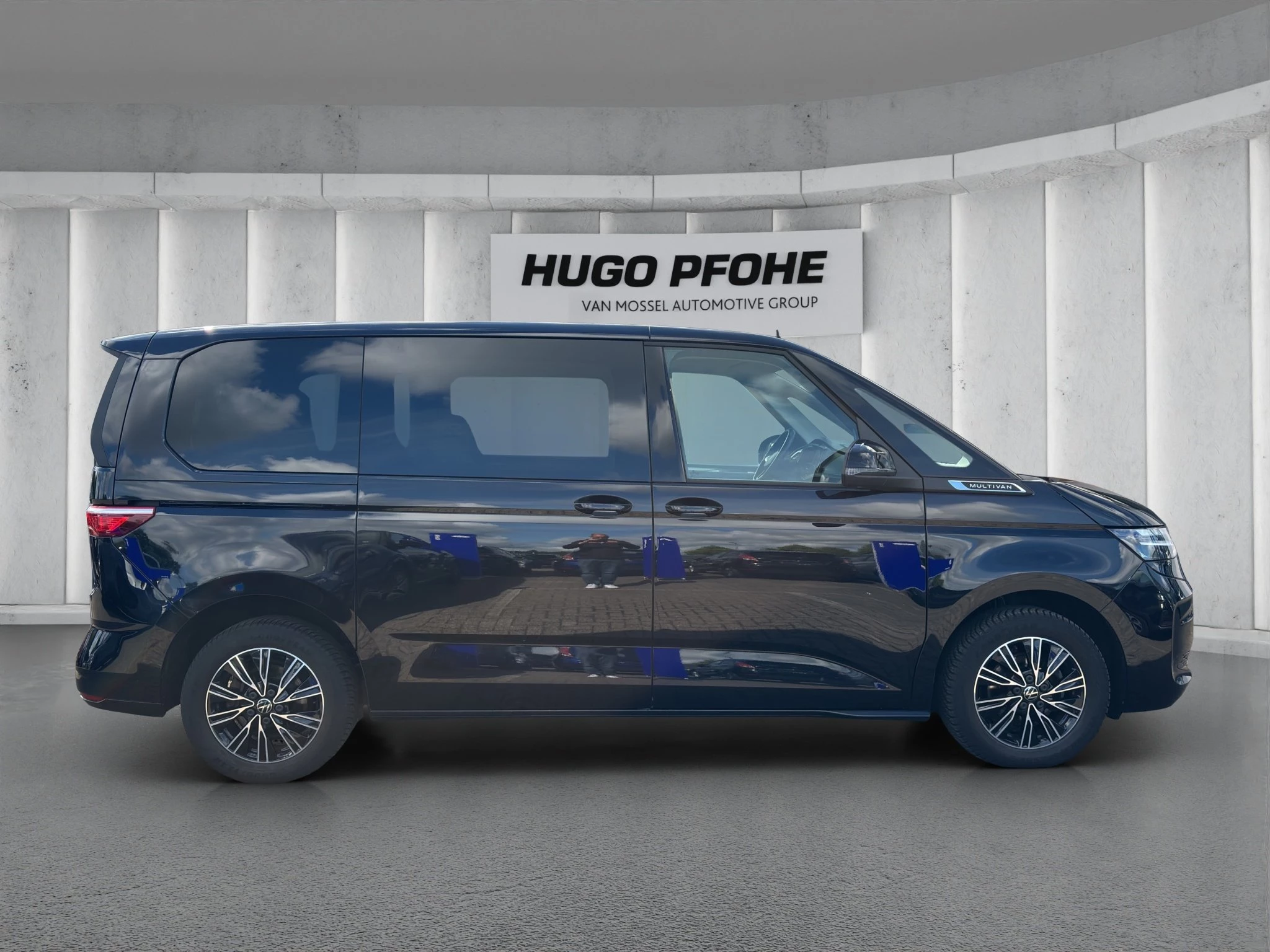 Volkswagen Multivan T7 2.0 TDI GJR*NAVI*KLIMA*LMF*LED* PDC*7-SITZER