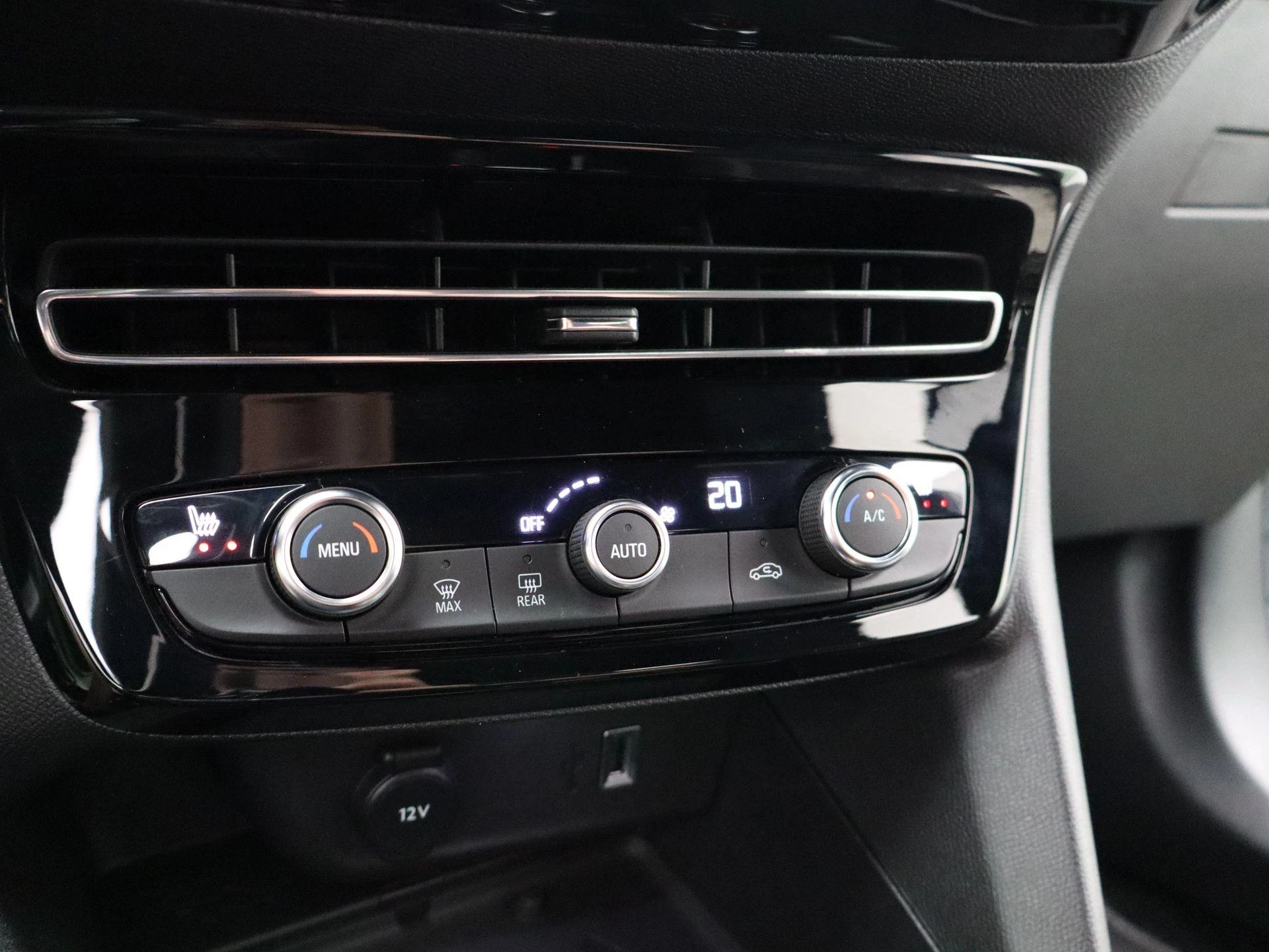 Opel Mokka-e BEV 50kWh e-Ultimate