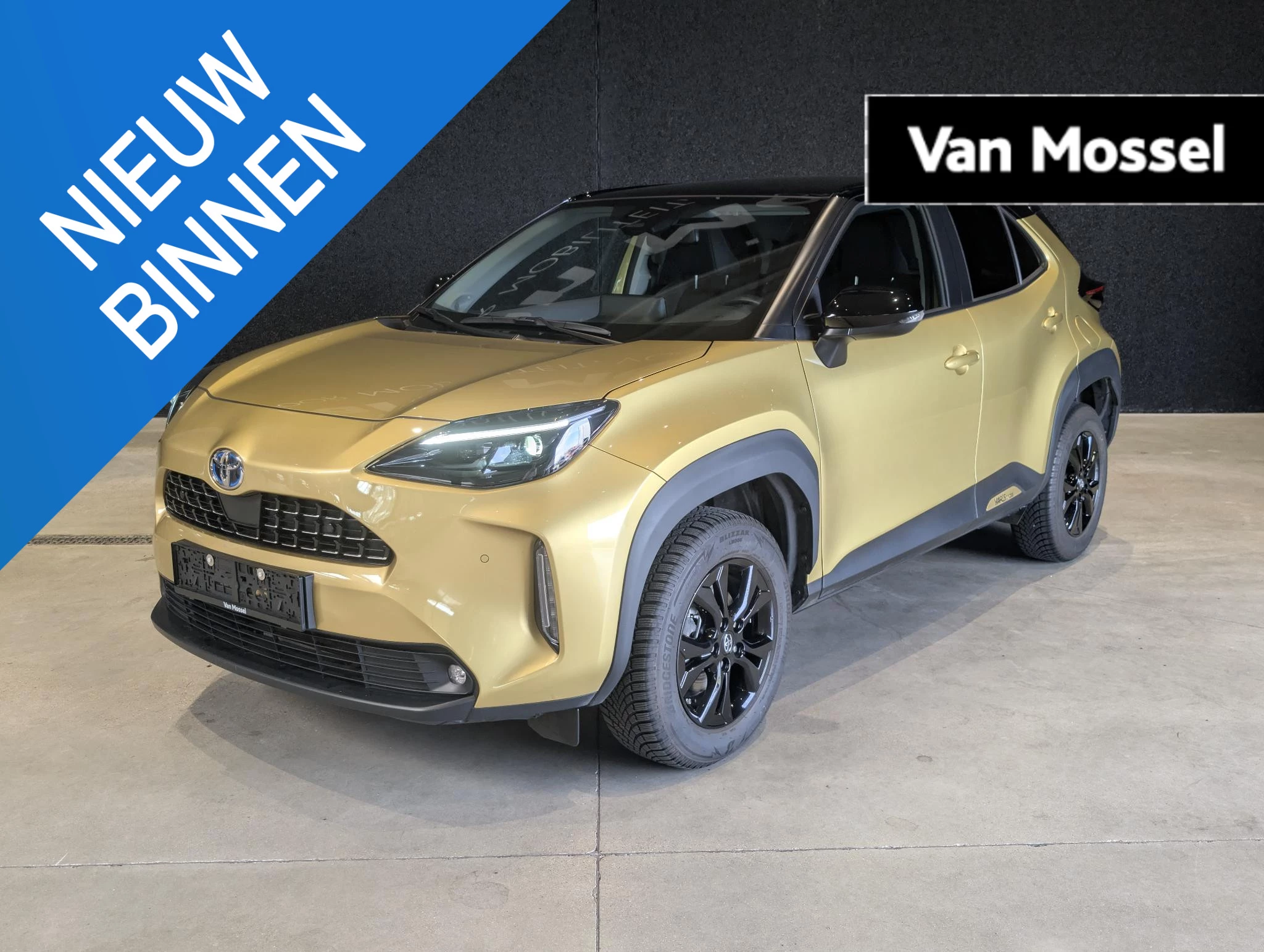 Toyota-Yaris Cross-image-0