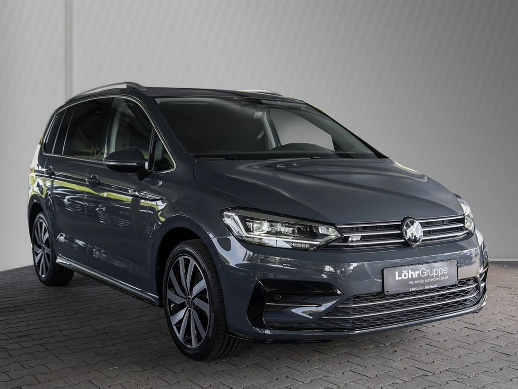 Volkswagen-Touran-image-2