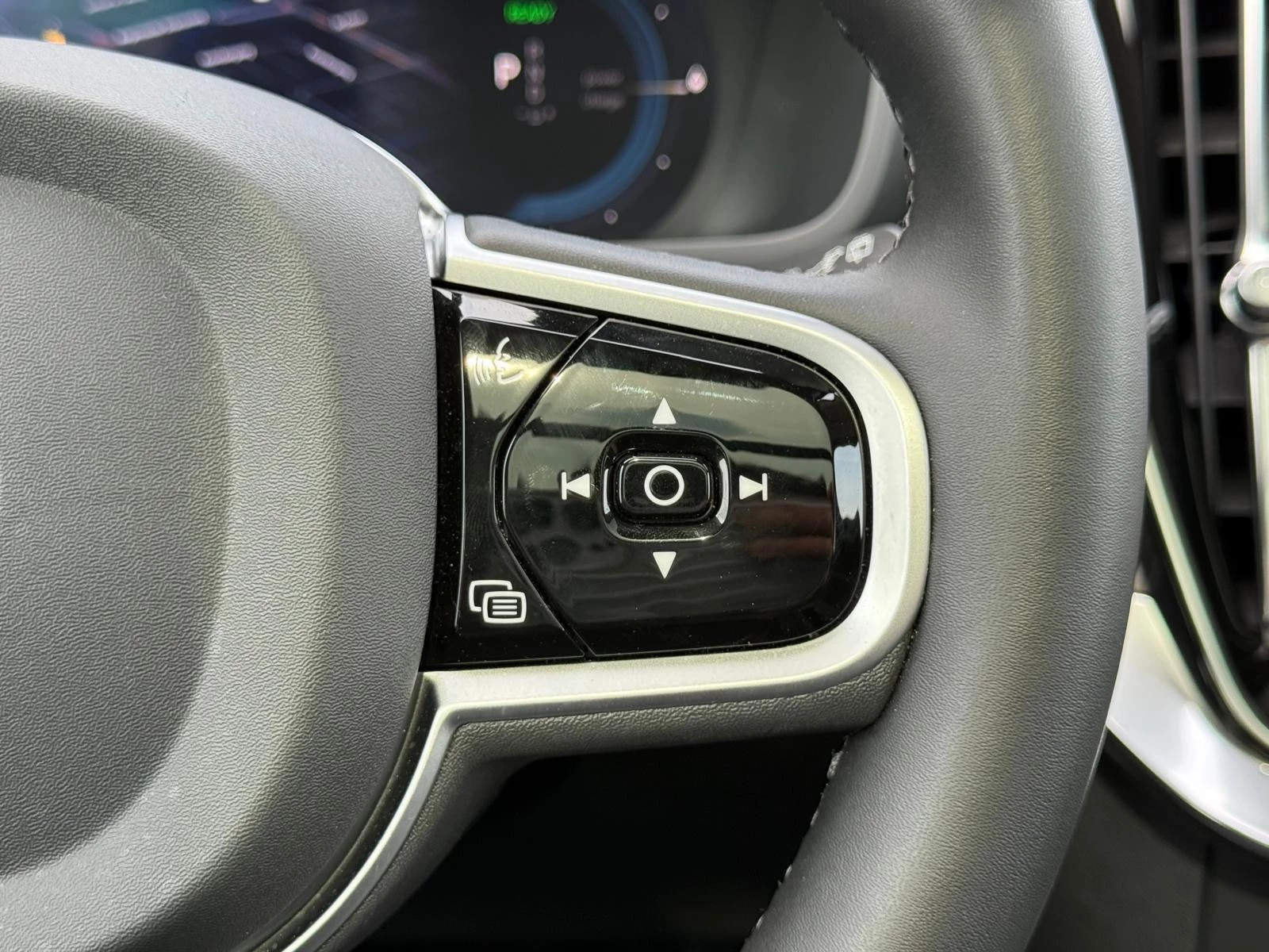 Volvo XC90 T8 Plug-in hybrid AWD Ultra Dark