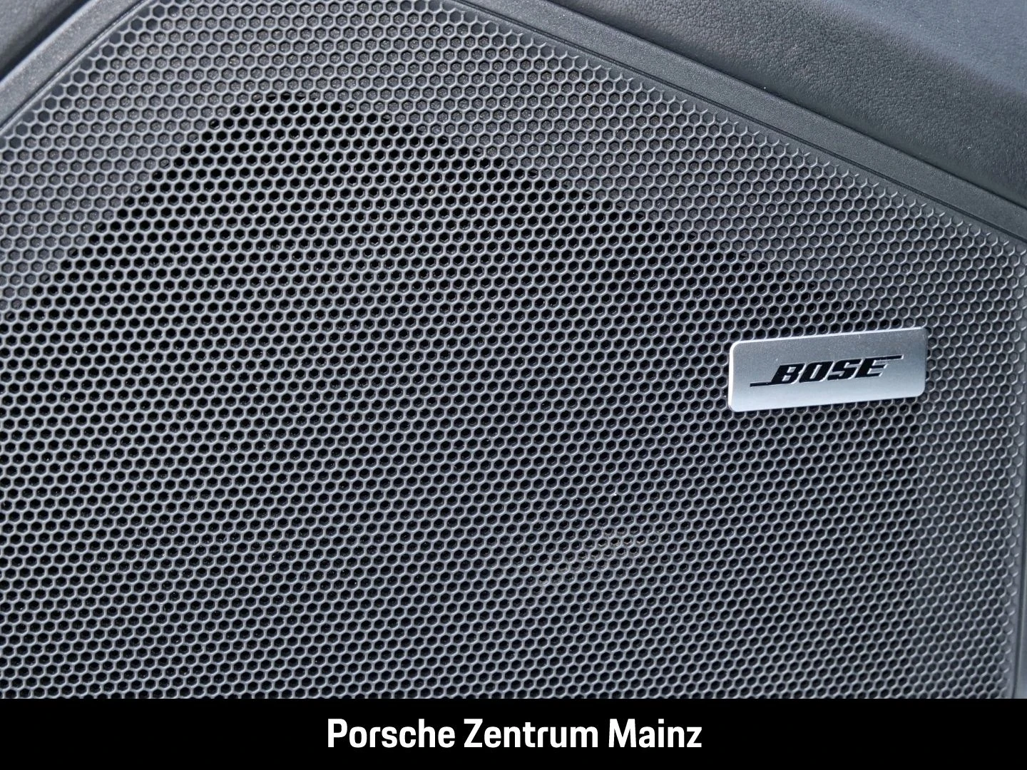 Porsche-Cayenne-image-31