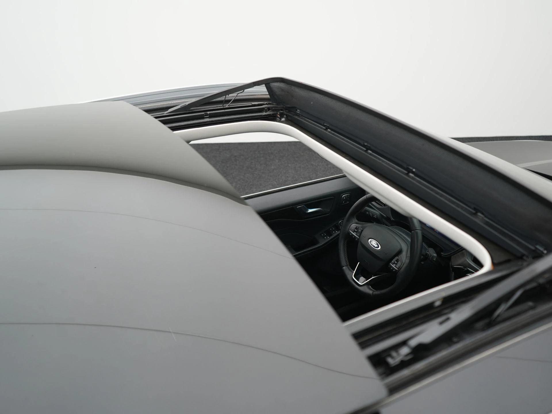 Ford-Kuga-image-35
