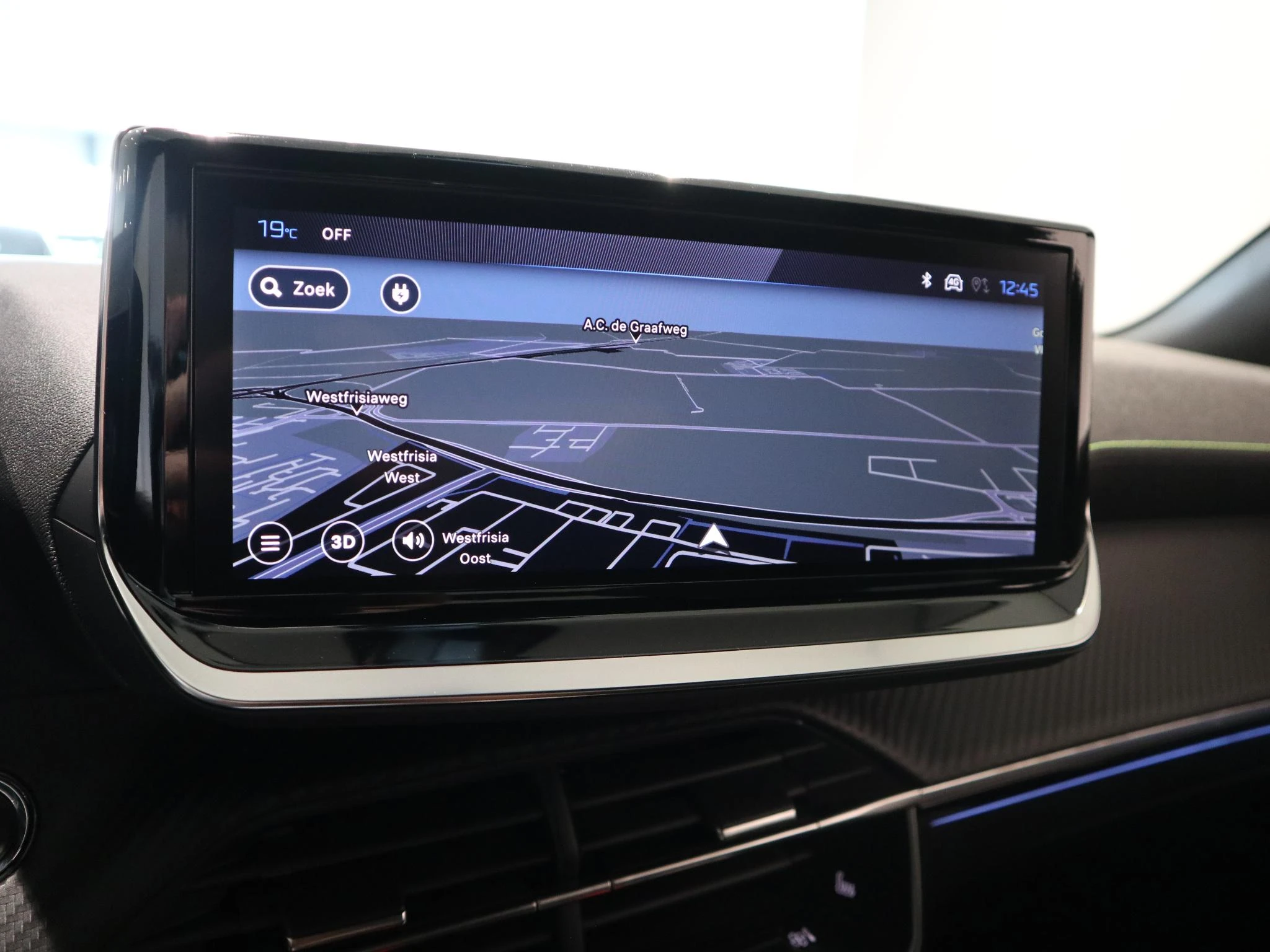 Peugeot-2008-image-13