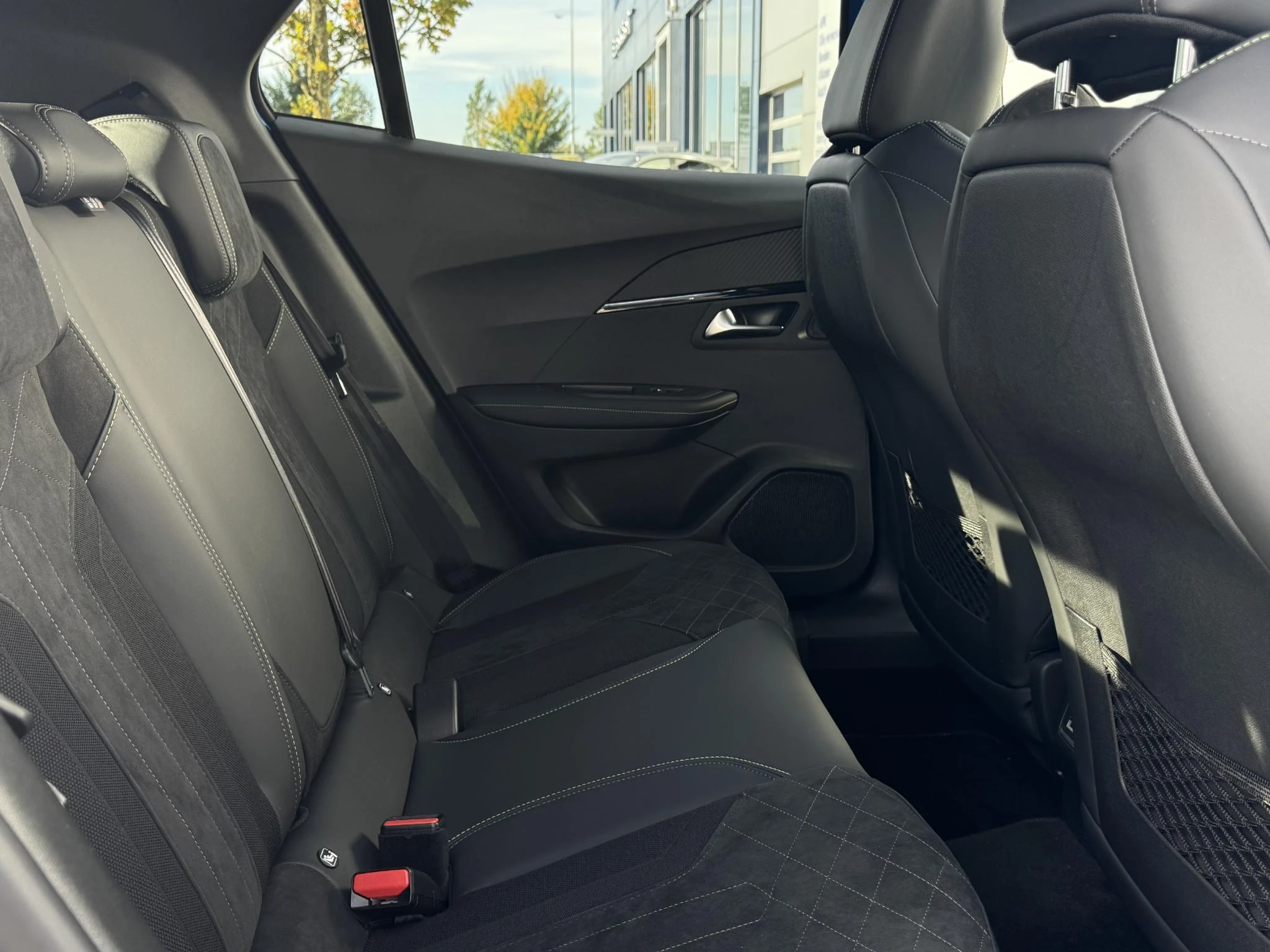Peugeot-2008-image-27