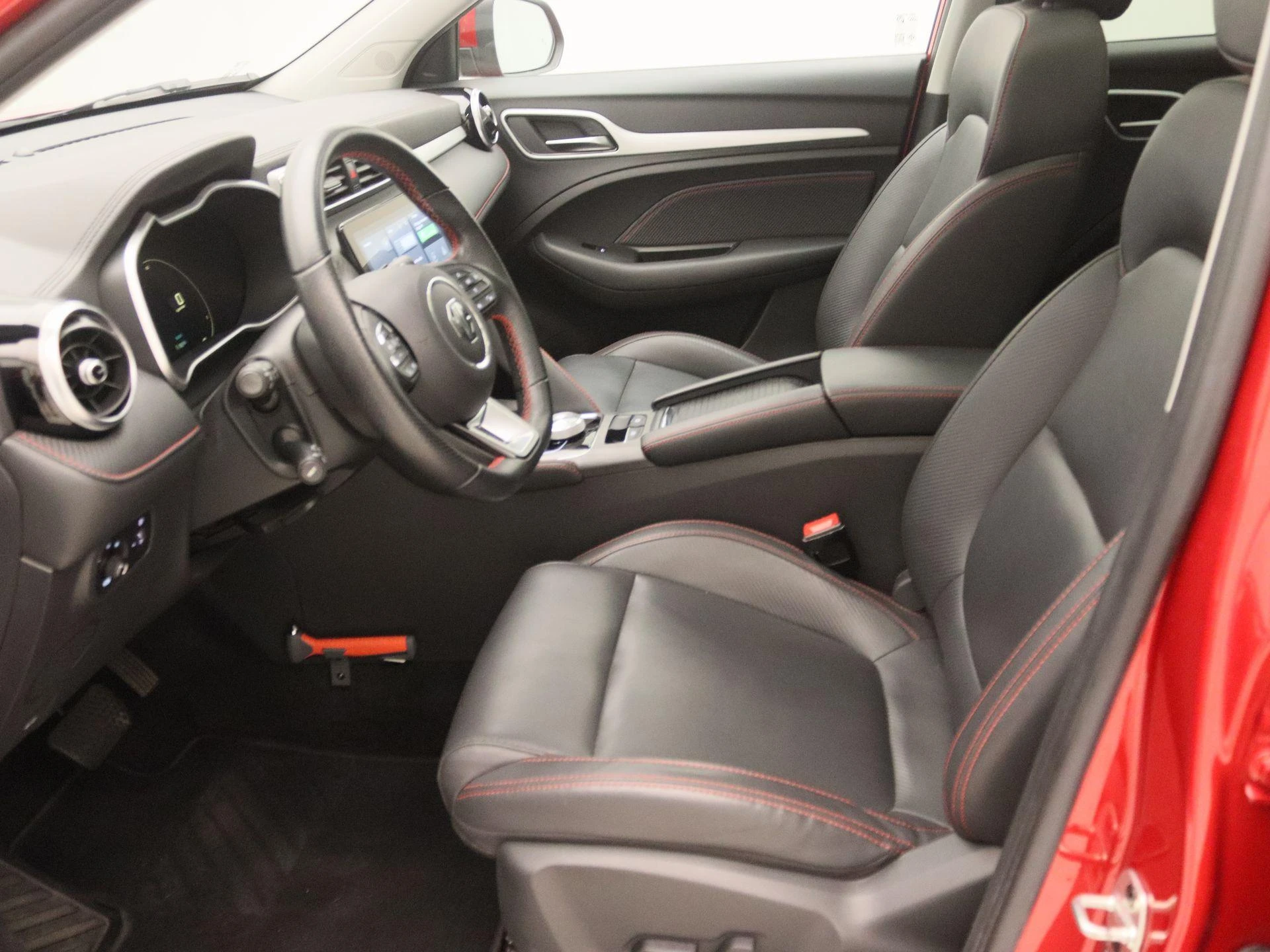 MG-ZS EV-image-11