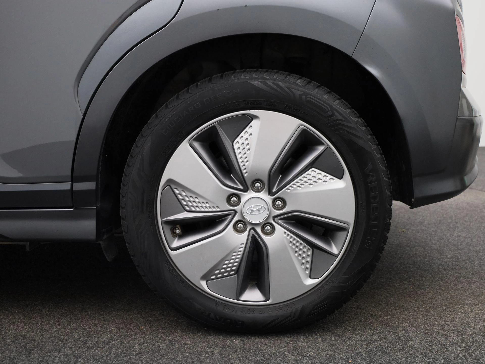 Hyundai-Kona-image-12
