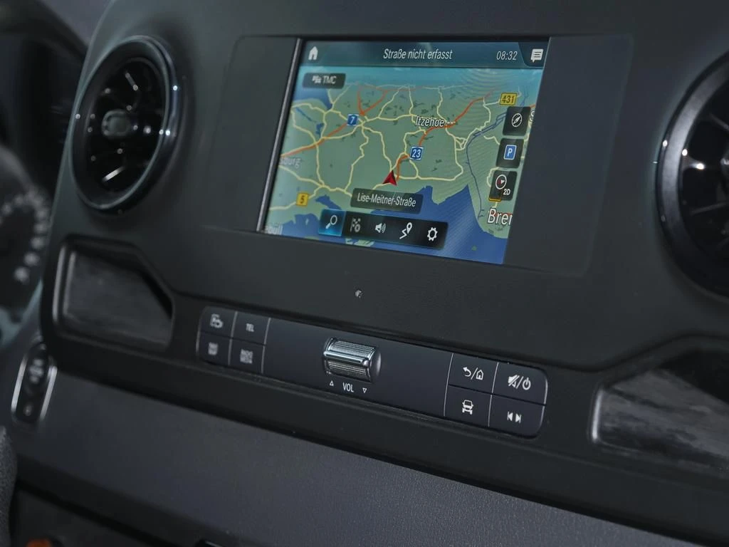 Mercedes-Benz-Sprinter 317-image-10