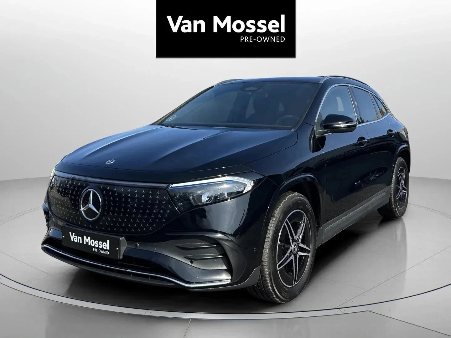 Mercedes-Benz-EQA-image-0
