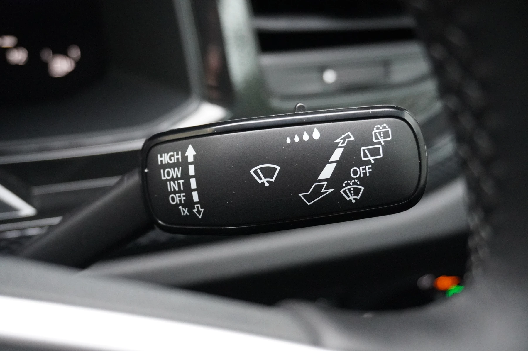 Volkswagen-Polo-image-27