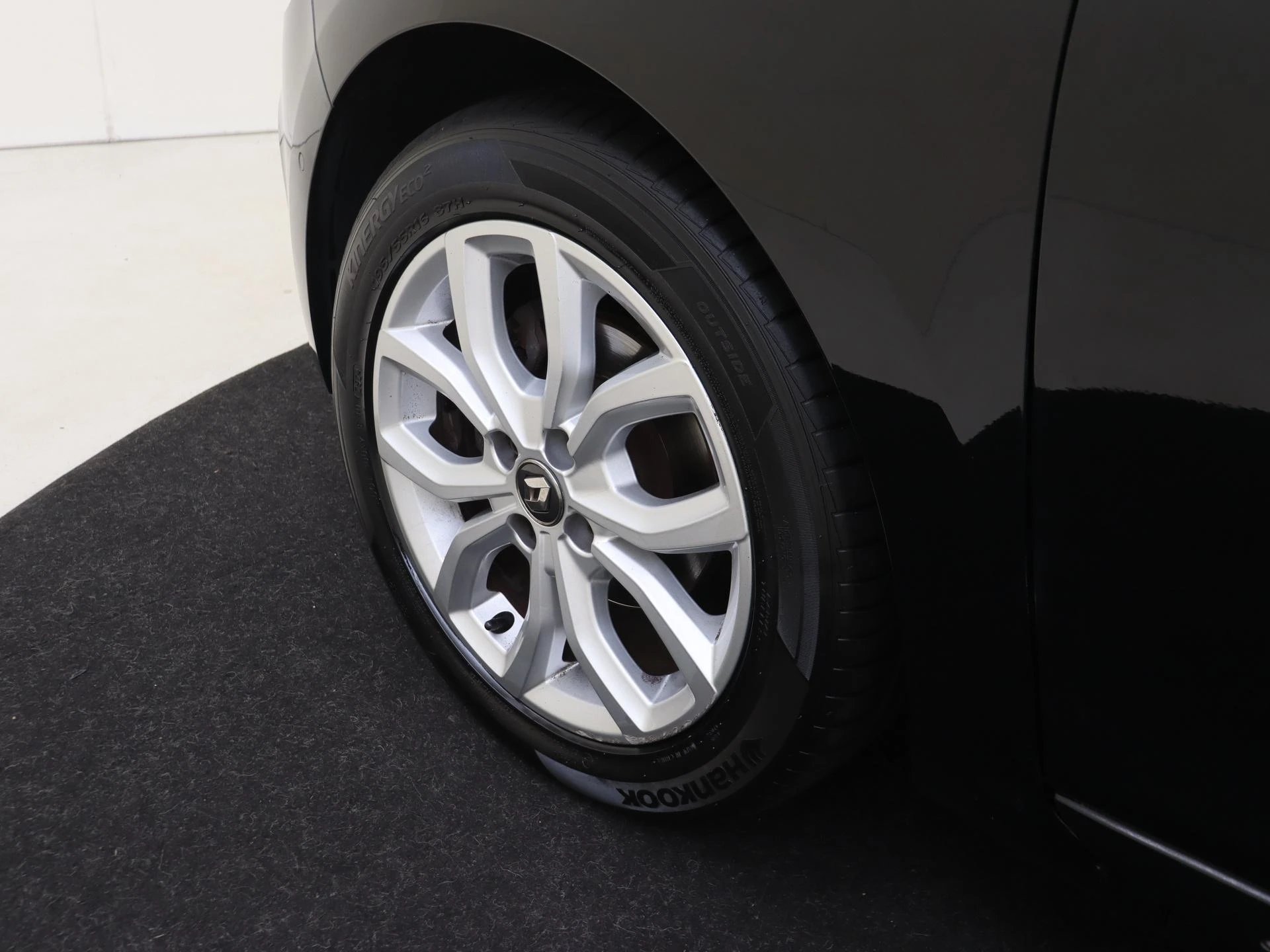 Renault-Clio-image-26