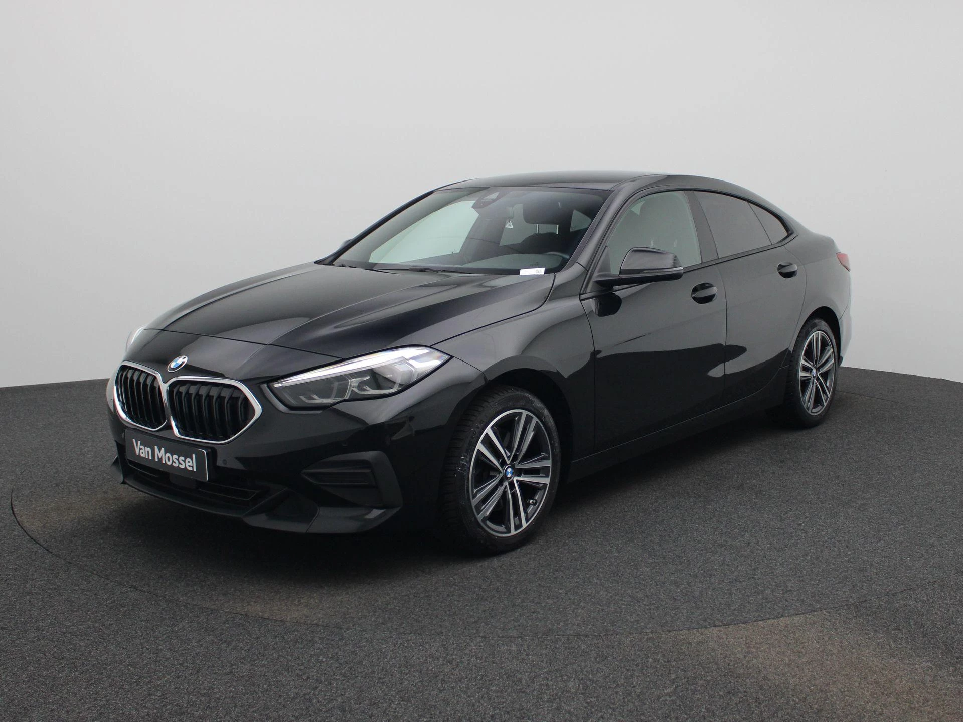 BMW-Série 2-image-0