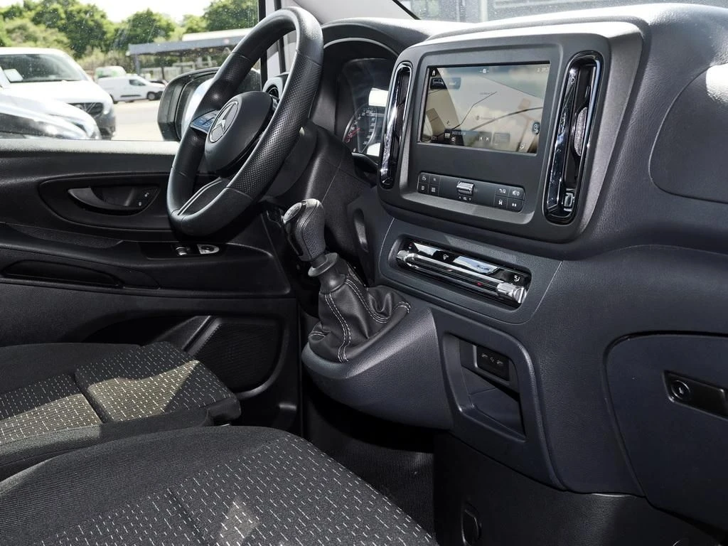 Mercedes-Benz-Vito 116-image-8