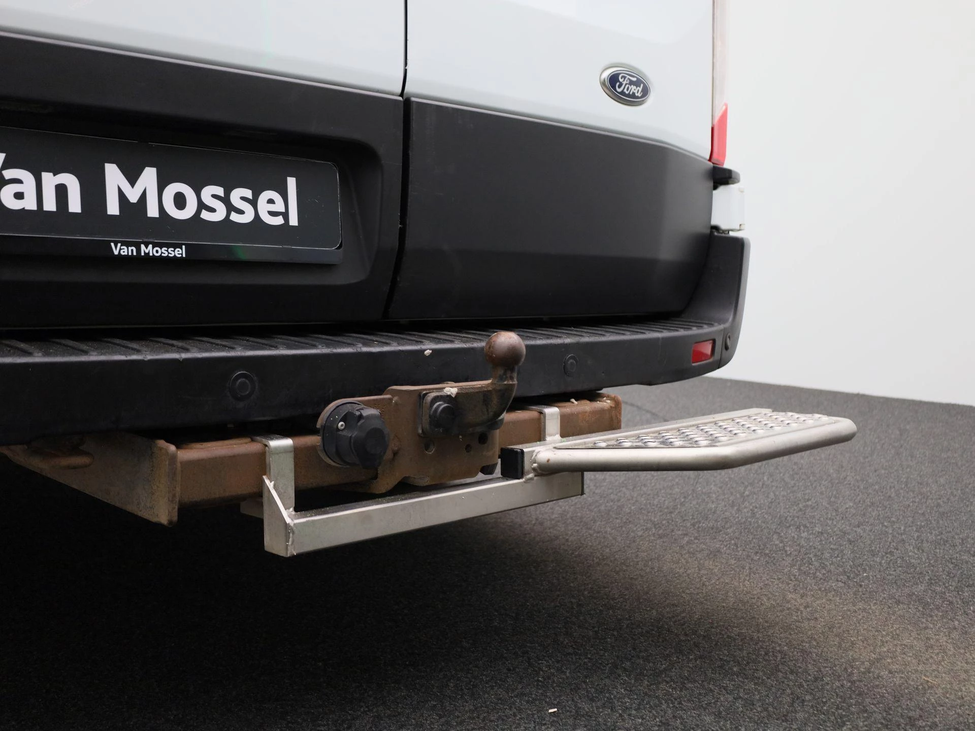 Ford Transit 350L 2.0TD 130pk 96kW M6 Trend