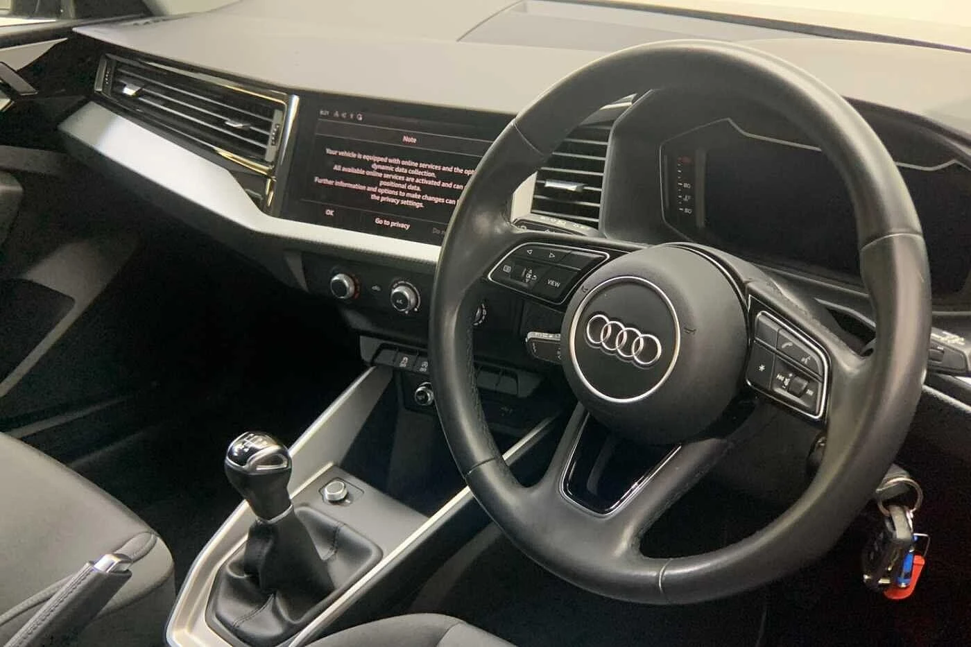 Audi-A1 Sportback-image-5