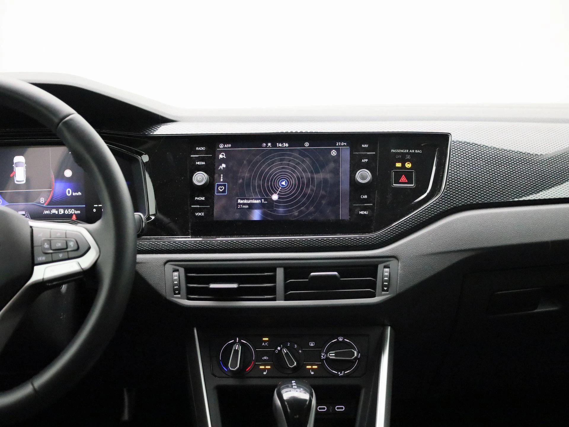 Volkswagen-Polo-image-7