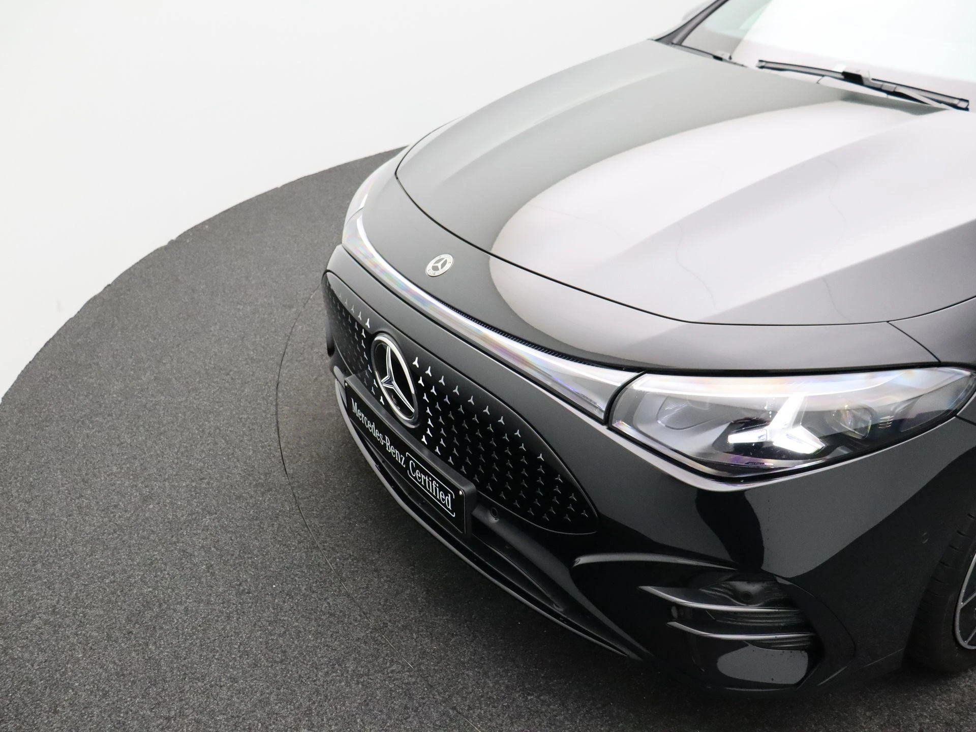 Mercedes-Benz-CLA-image-30