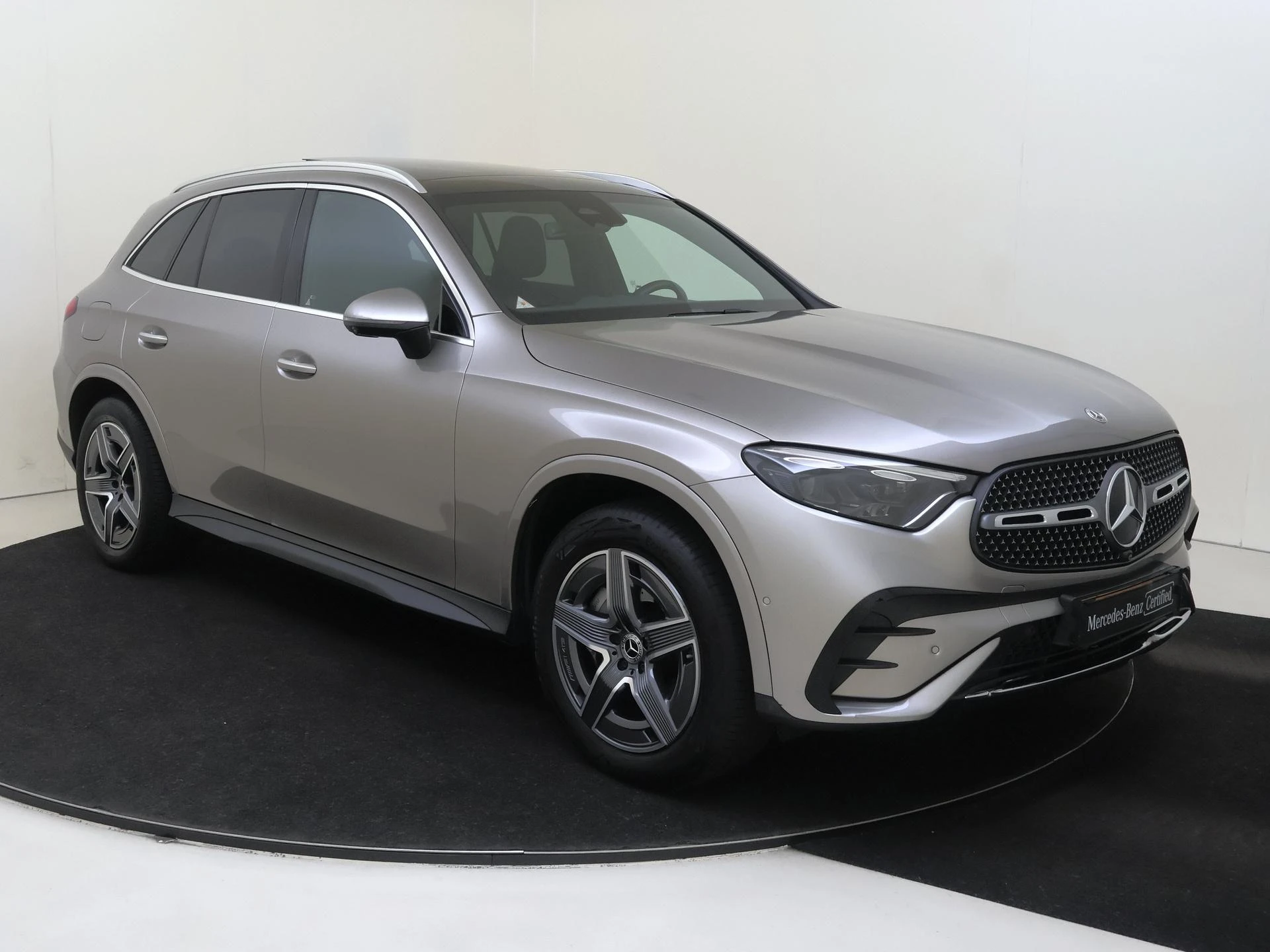 Mercedes-Benz-GLC-image-1