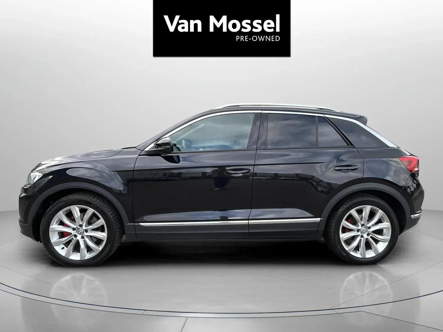 Volkswagen-T-Roc-image-7