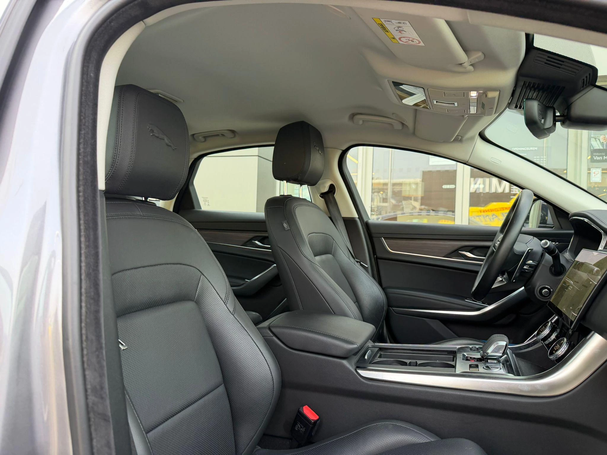 Jaguar XF D200 AWD SE