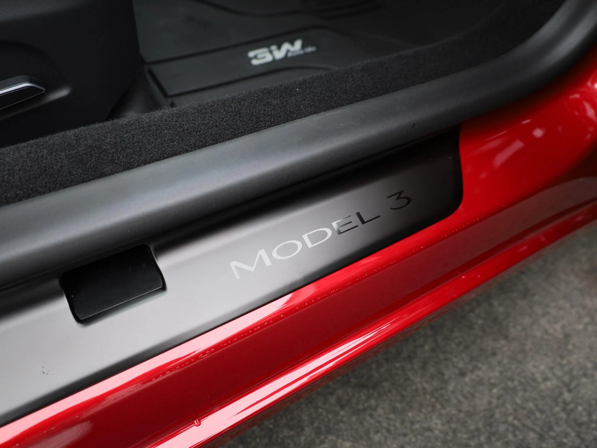 Tesla-Model 3-image-38