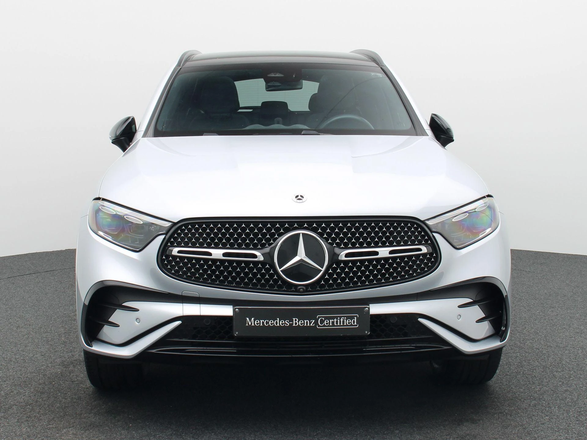 Mercedes-Benz-GLC-image-2