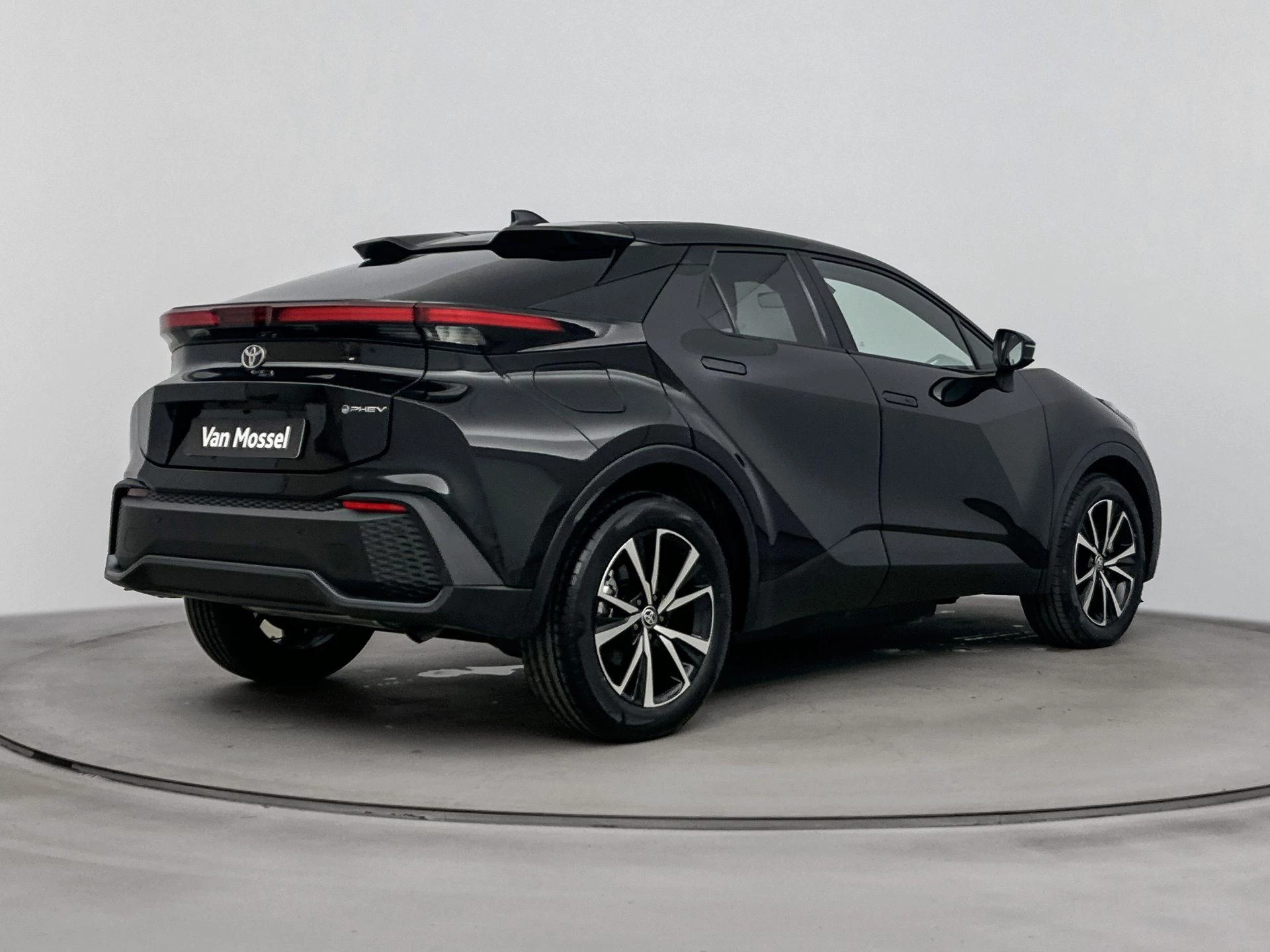 Toyota C-HR 2.0 Plug-in Hybrid Dynamic 220PK