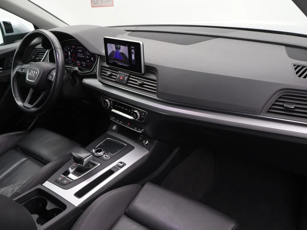 Audi Q5 Dsl Q5 35TDi Business Edition 163PK *AUTOMAAT*TREKHAAK*LEDER*CAMERA*CRUISE CONTROL*VIRTUAL COCKPIT*ZETELVERWARMING*...*
