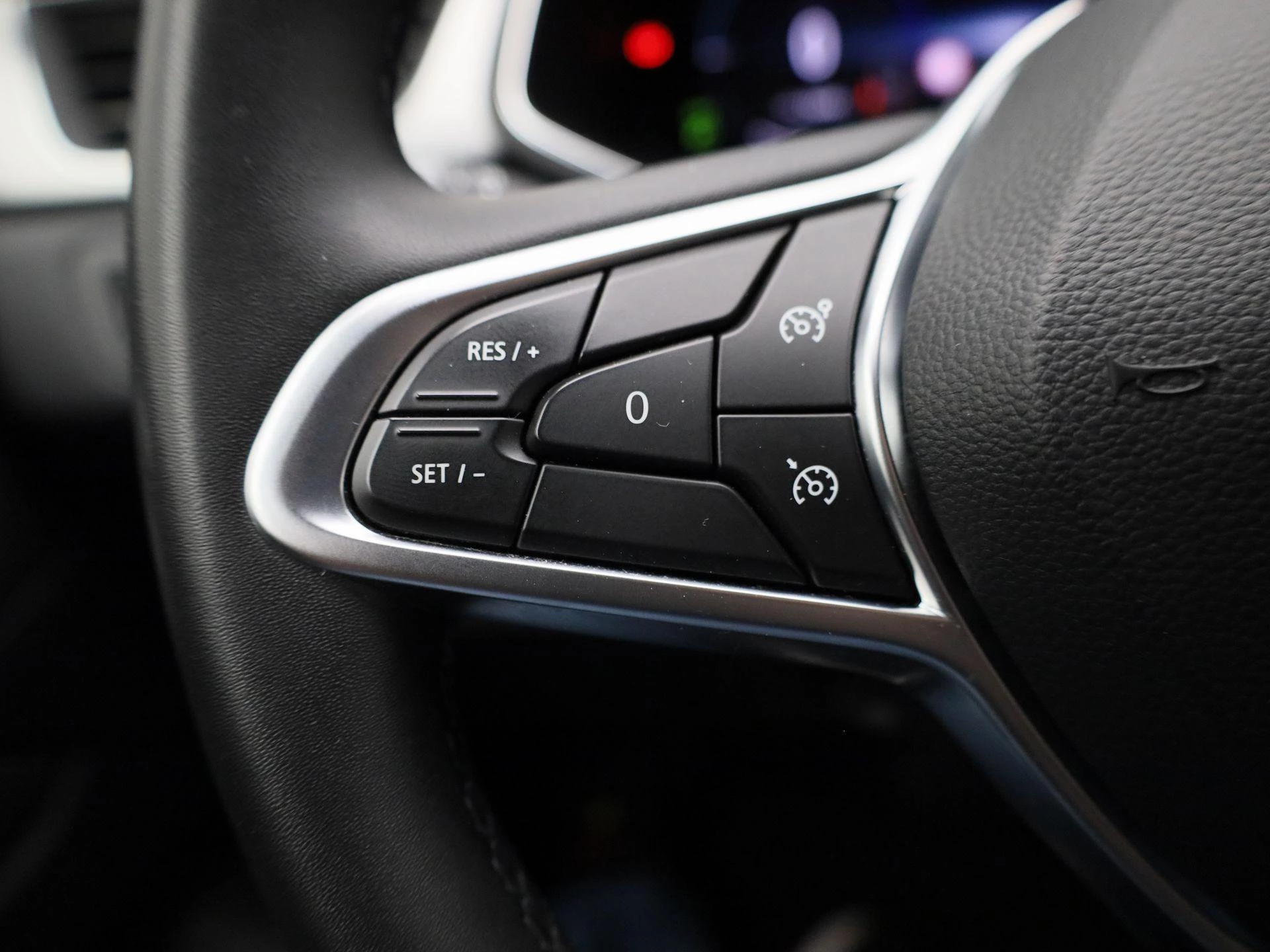 Renault-Captur-image-19