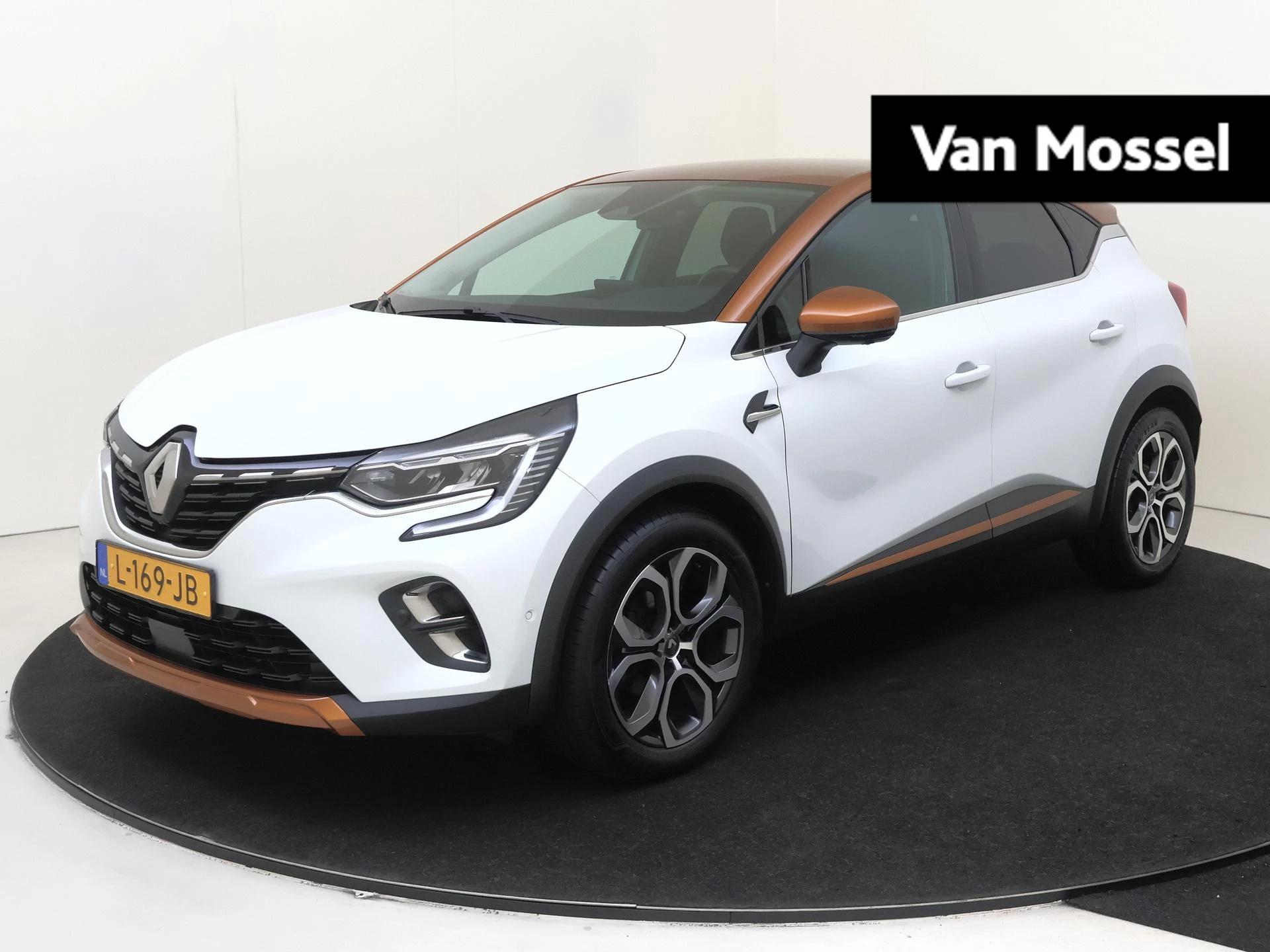 Renault-Captur-image-0