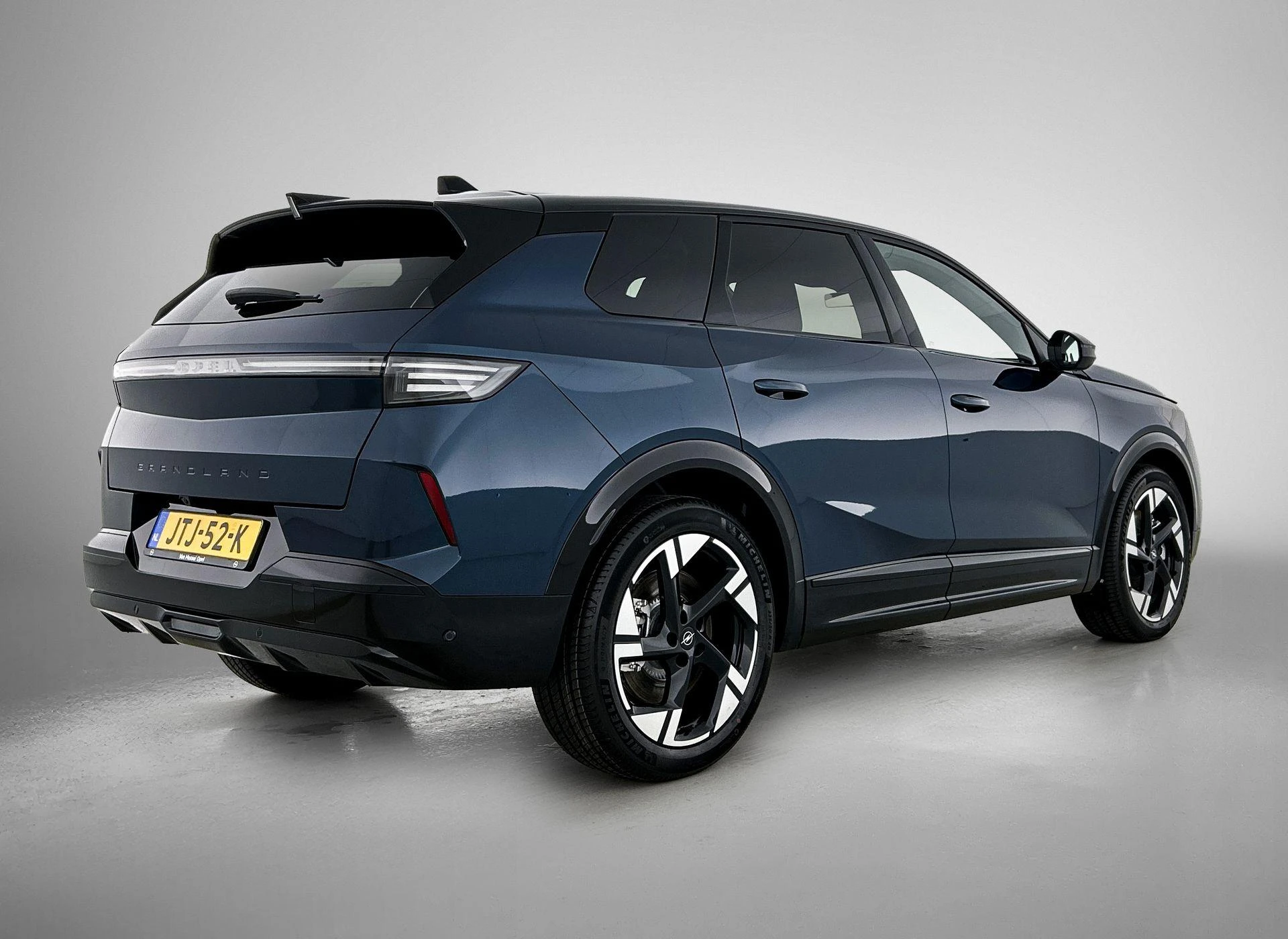 Opel-Grandland-image-3