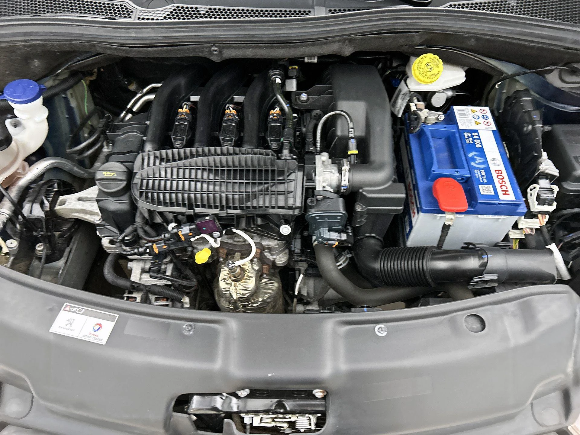 Peugeot 208 1.2 PureTech Blue Lease Executive