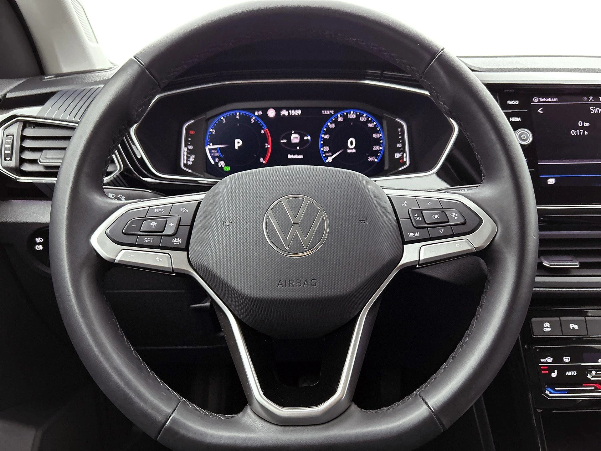 Volkswagen-T-Cross-image-24