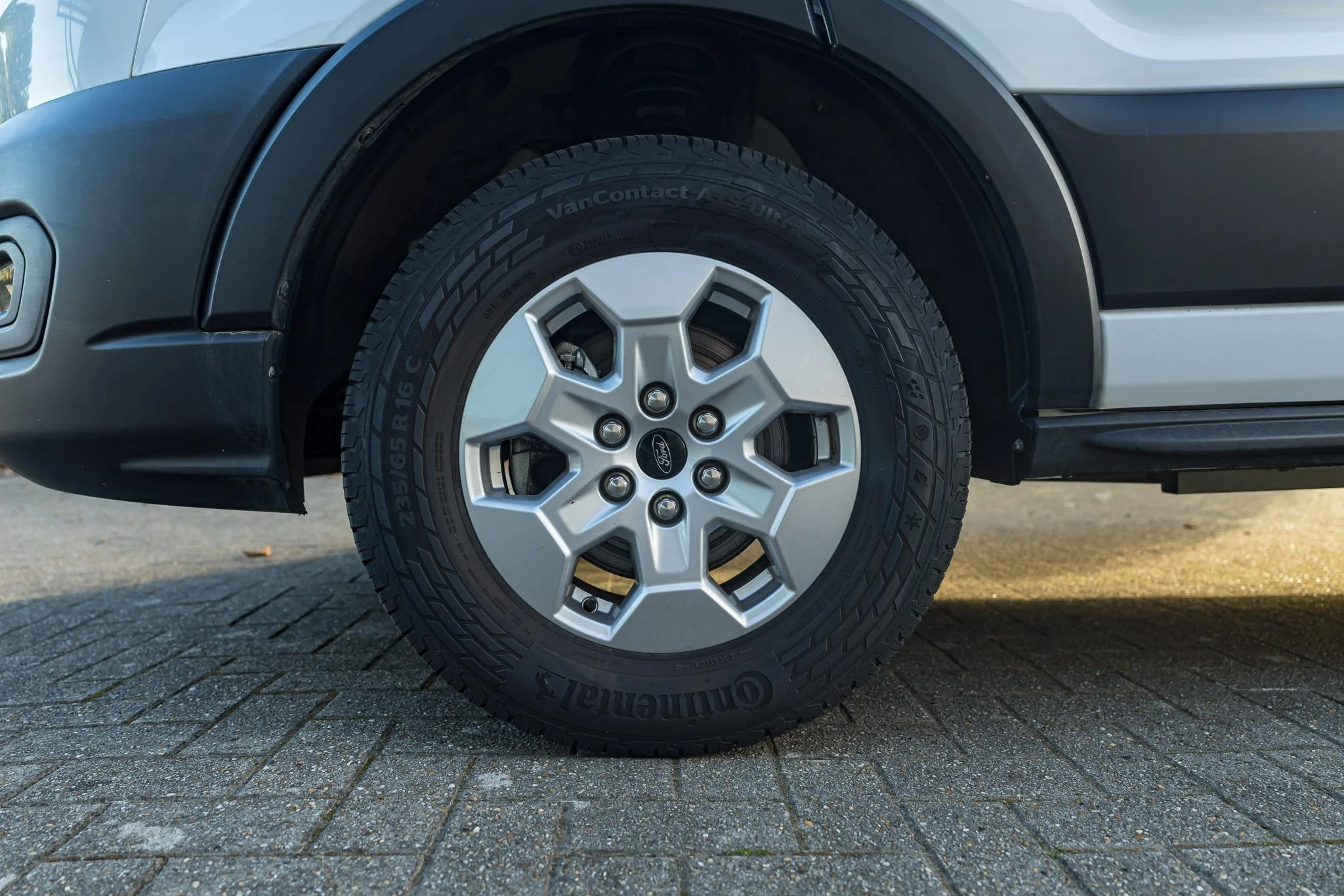 Ford-E-Transit-image-17