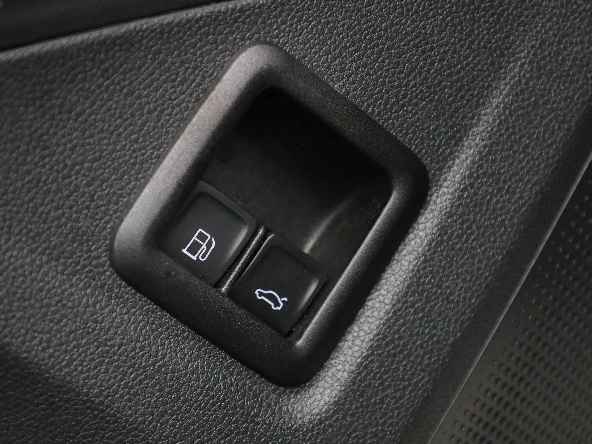 Volkswagen-Tiguan-image-41