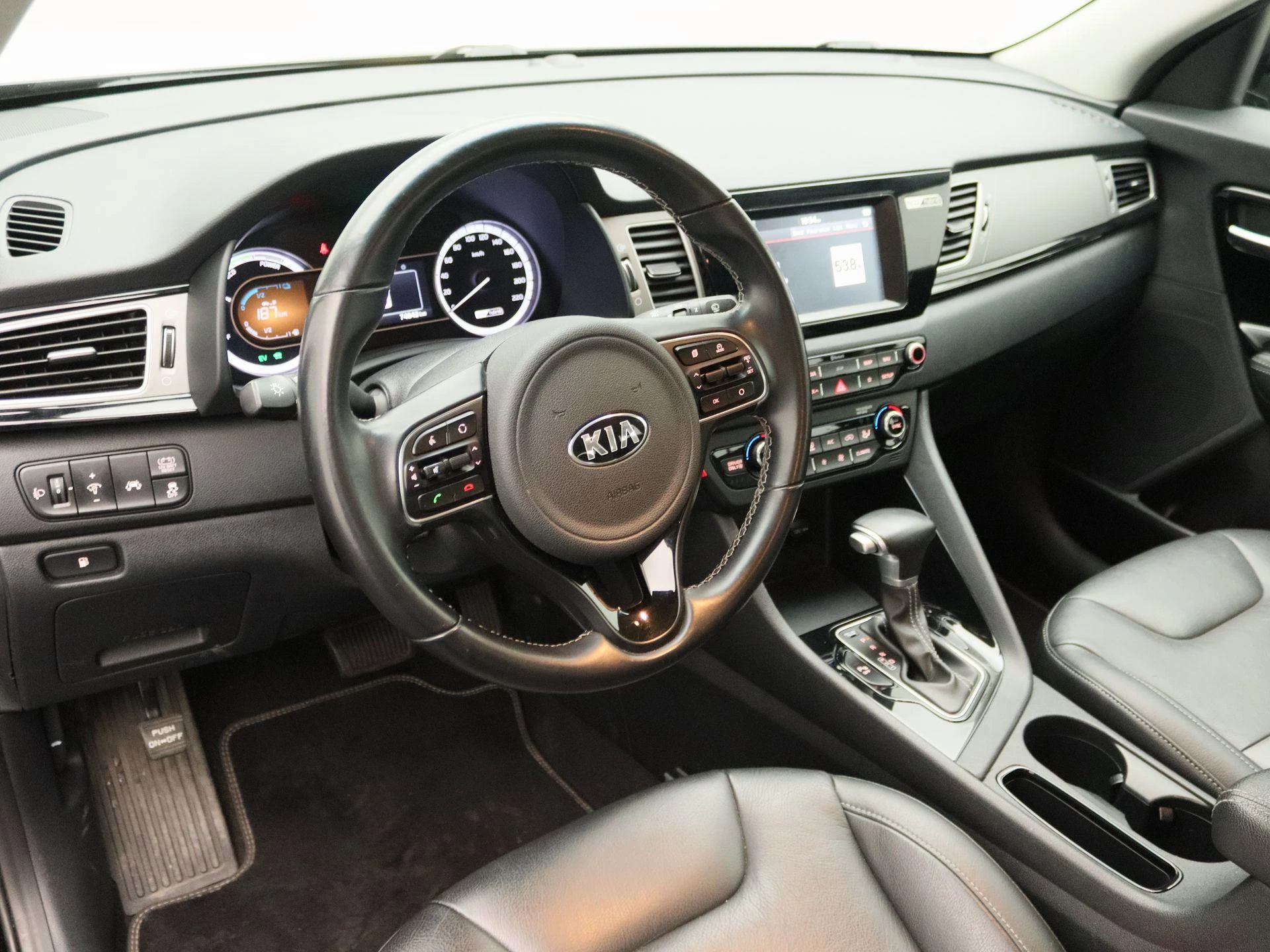 Kia-Niro-image-24
