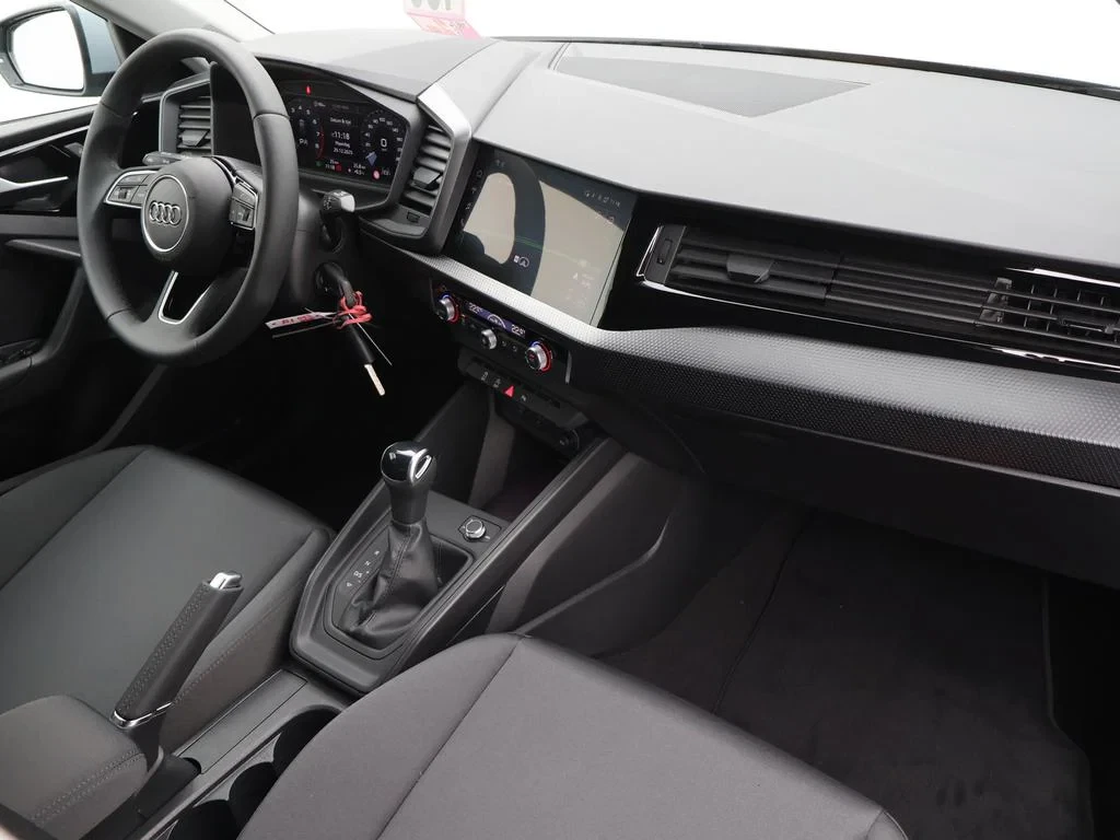 Audi-A1 Sportback-image-2
