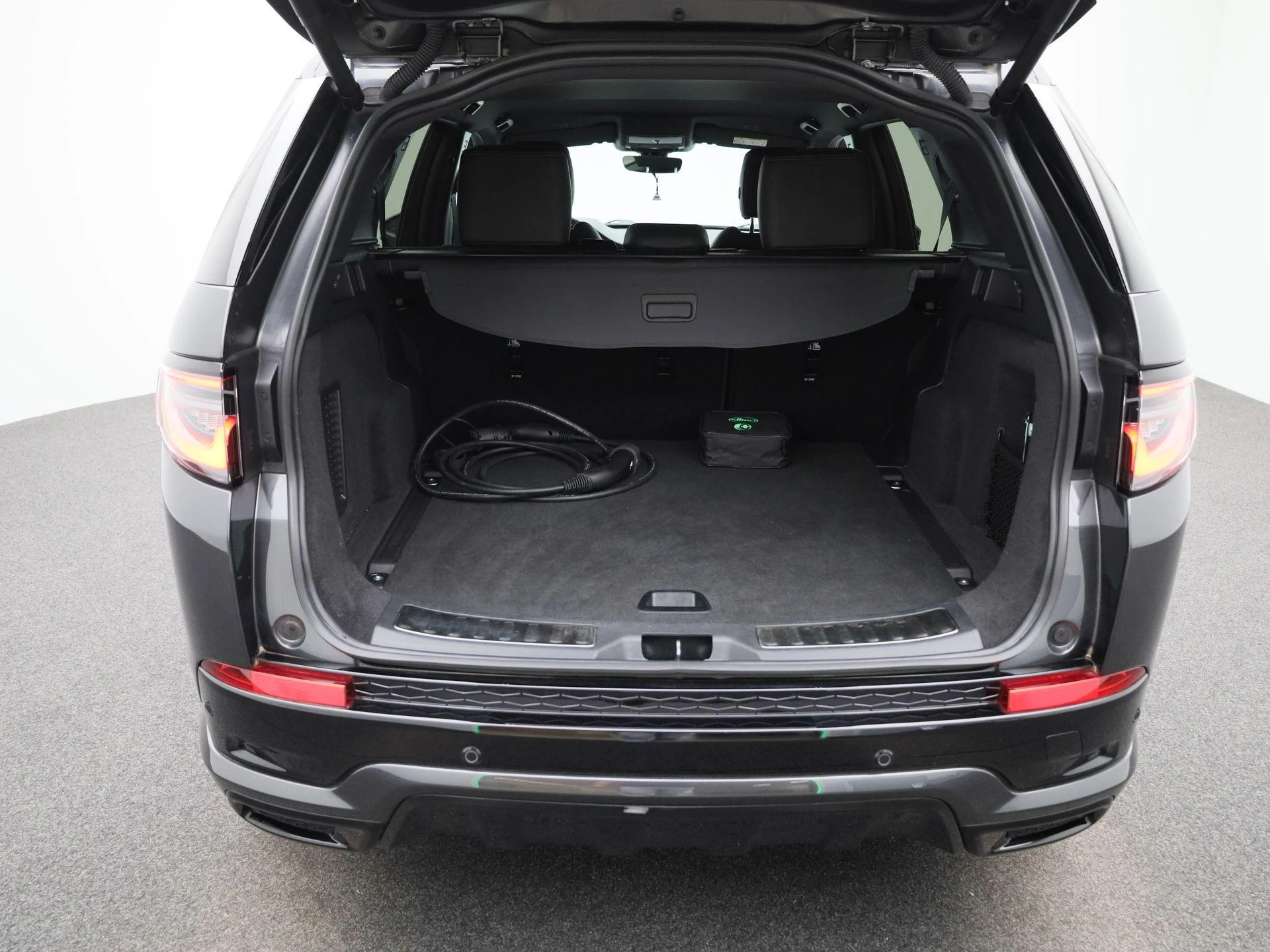 Land Rover-Discovery Sport-image-12
