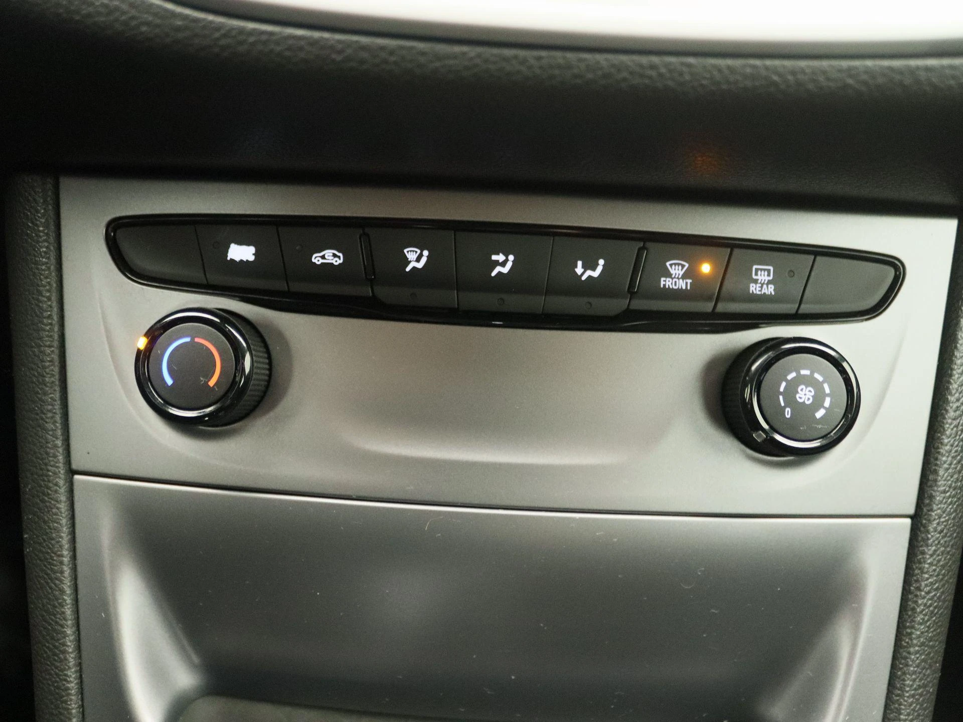 Opel-Astra-image-9