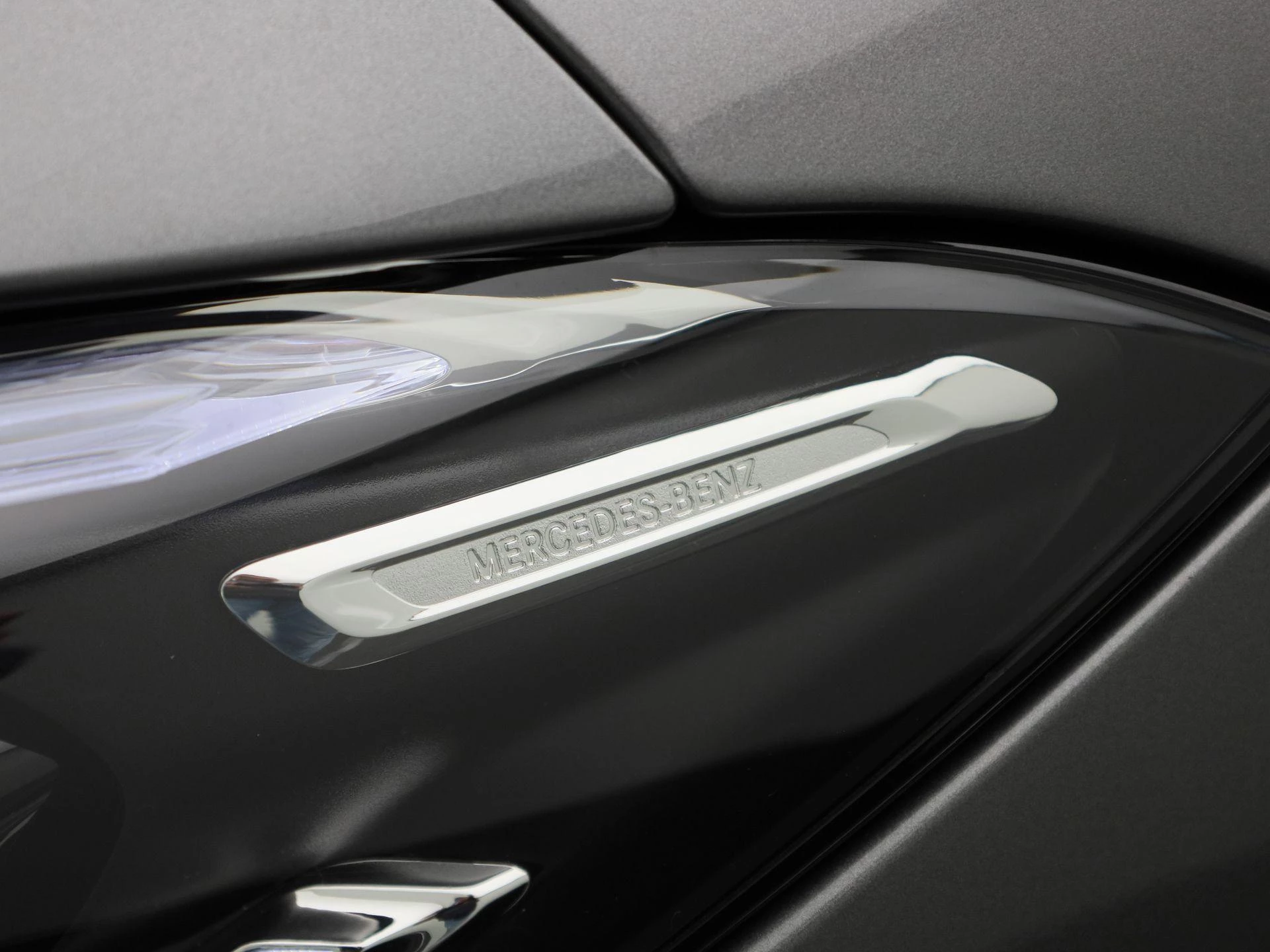 Mercedes-Benz-CLA-image-18