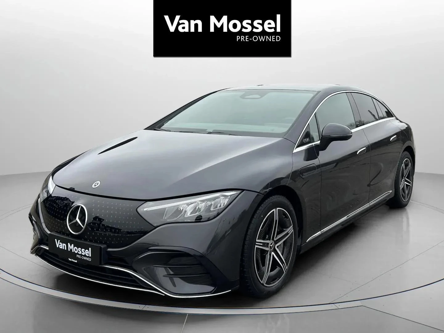 Mercedes-Benz-EQE-image-0